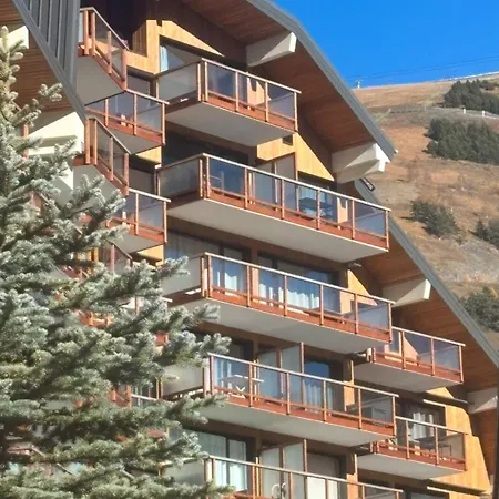 100 M2 Au Pied Des Pistes *